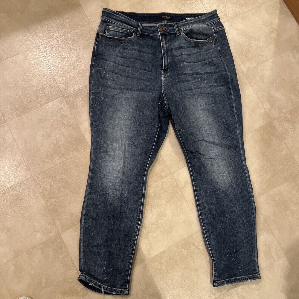 Judy Blue Jeans 20W Curvy Hight Rise Boyfriend Stretch Bleach Splatter JB82346DK